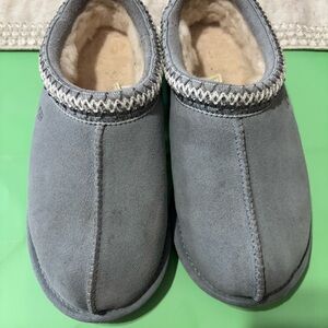 UGG Gray Suede Shearling Lined Slip-On Slippers